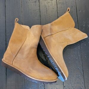 UGG Alida Tan Suede Slouch Unlined Boots. New! Womens 10.